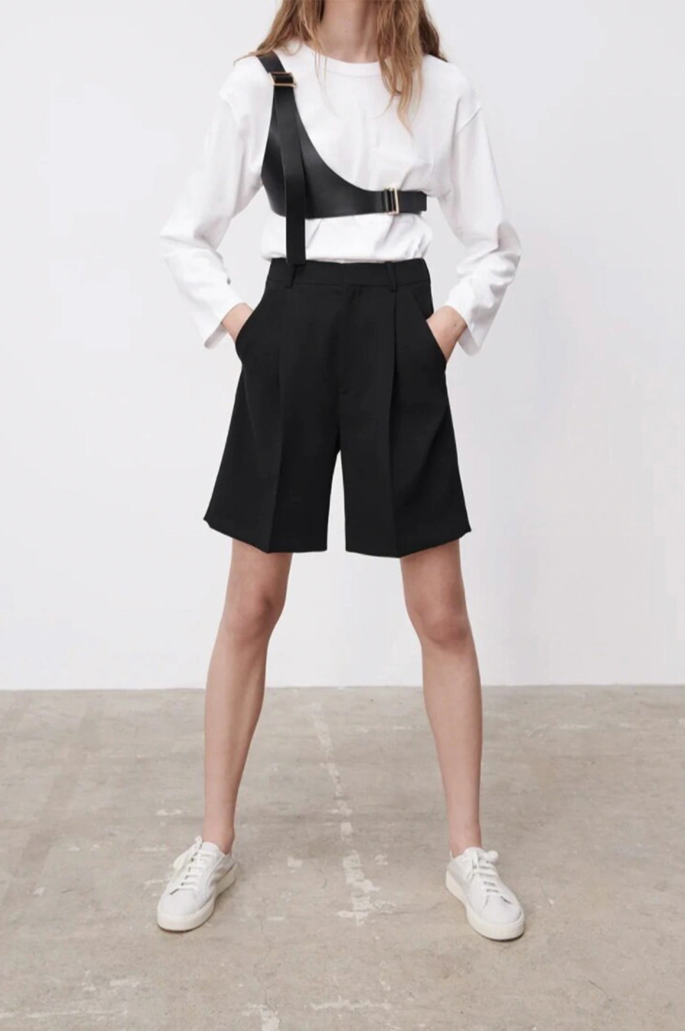 wide leg short trousers