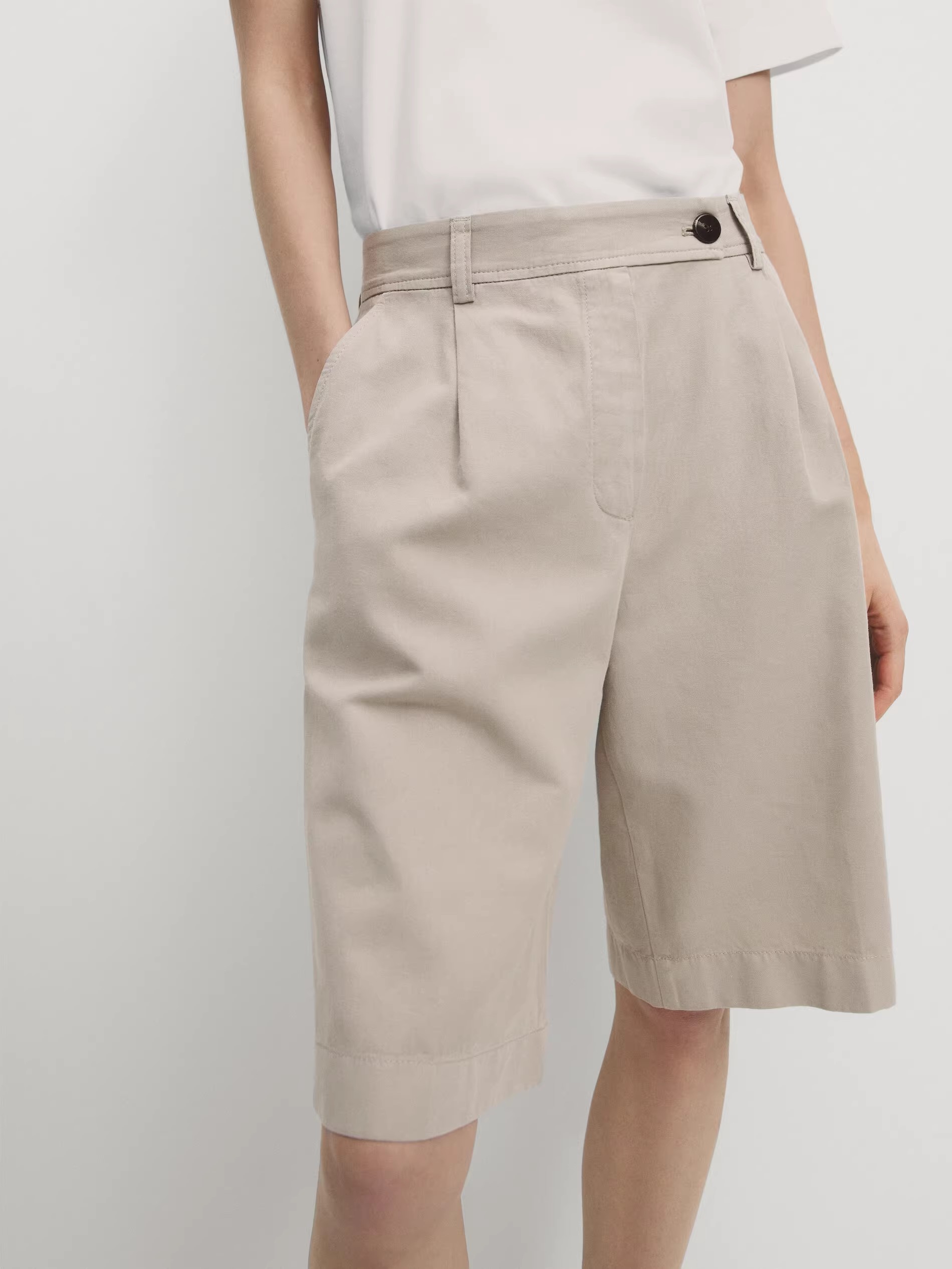 straight leg bermuda shorts