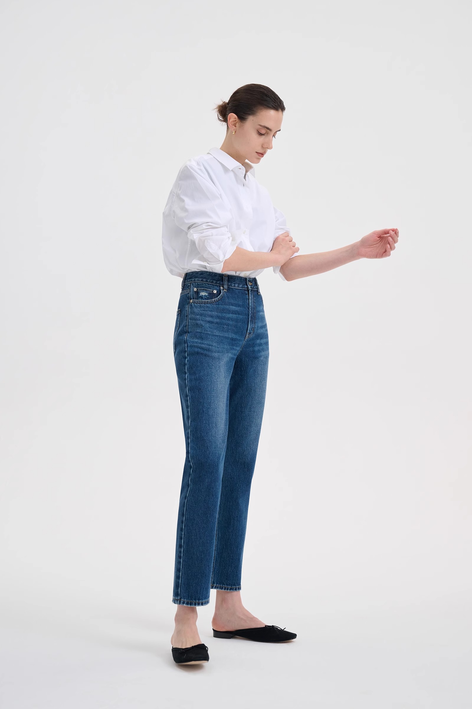 womens straight leg cropped jeans