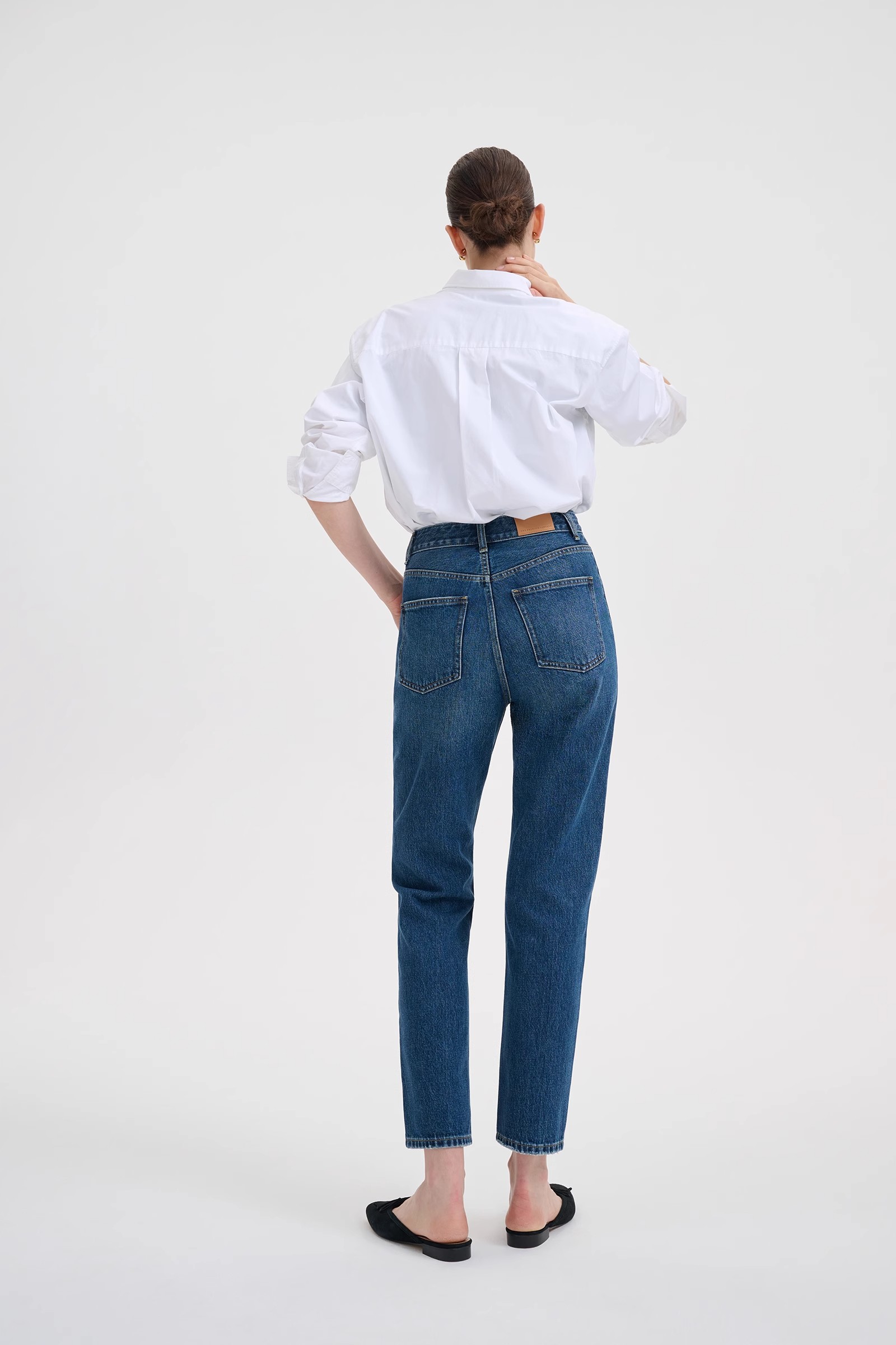 women's cropped straight leg jeans