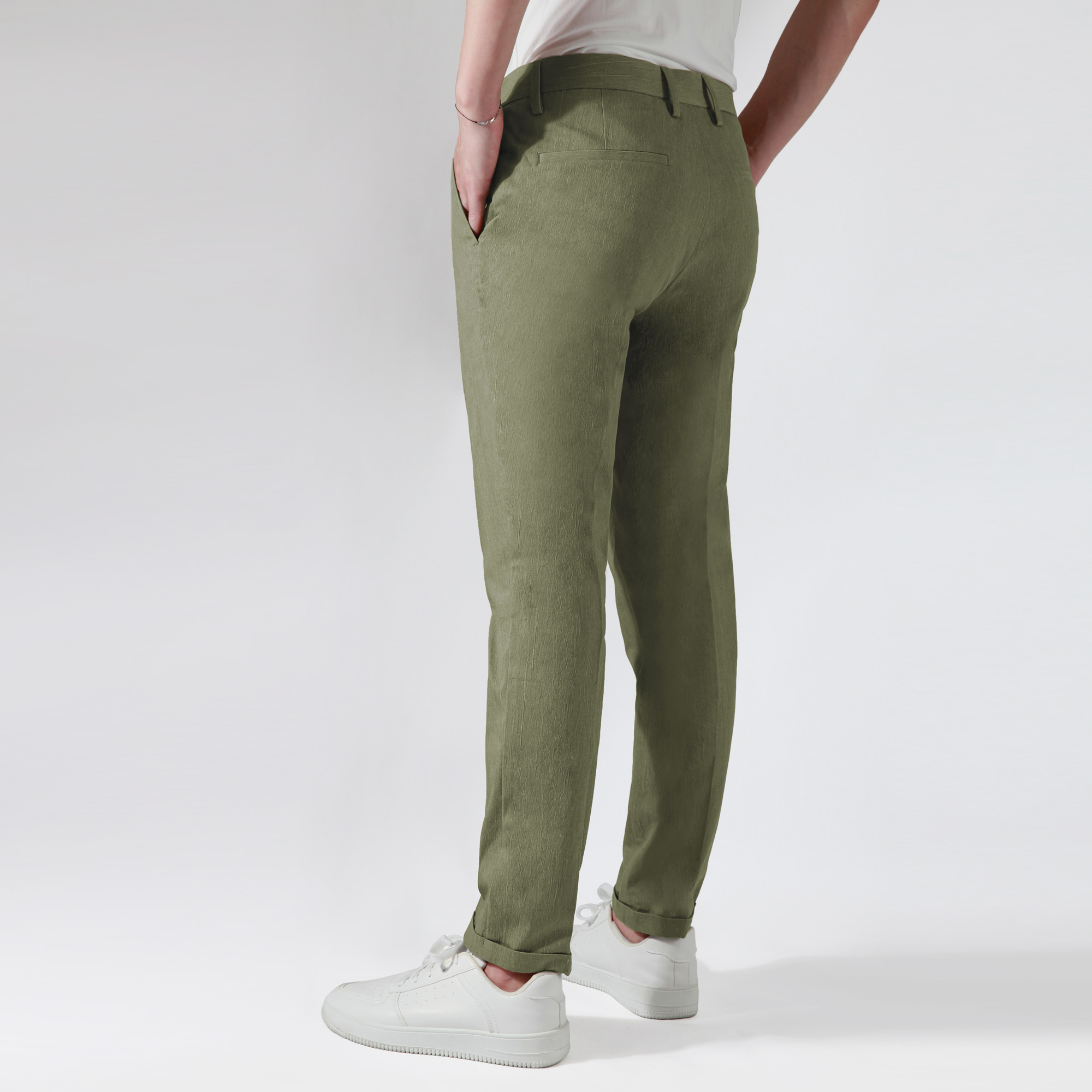 black casual trousers for men