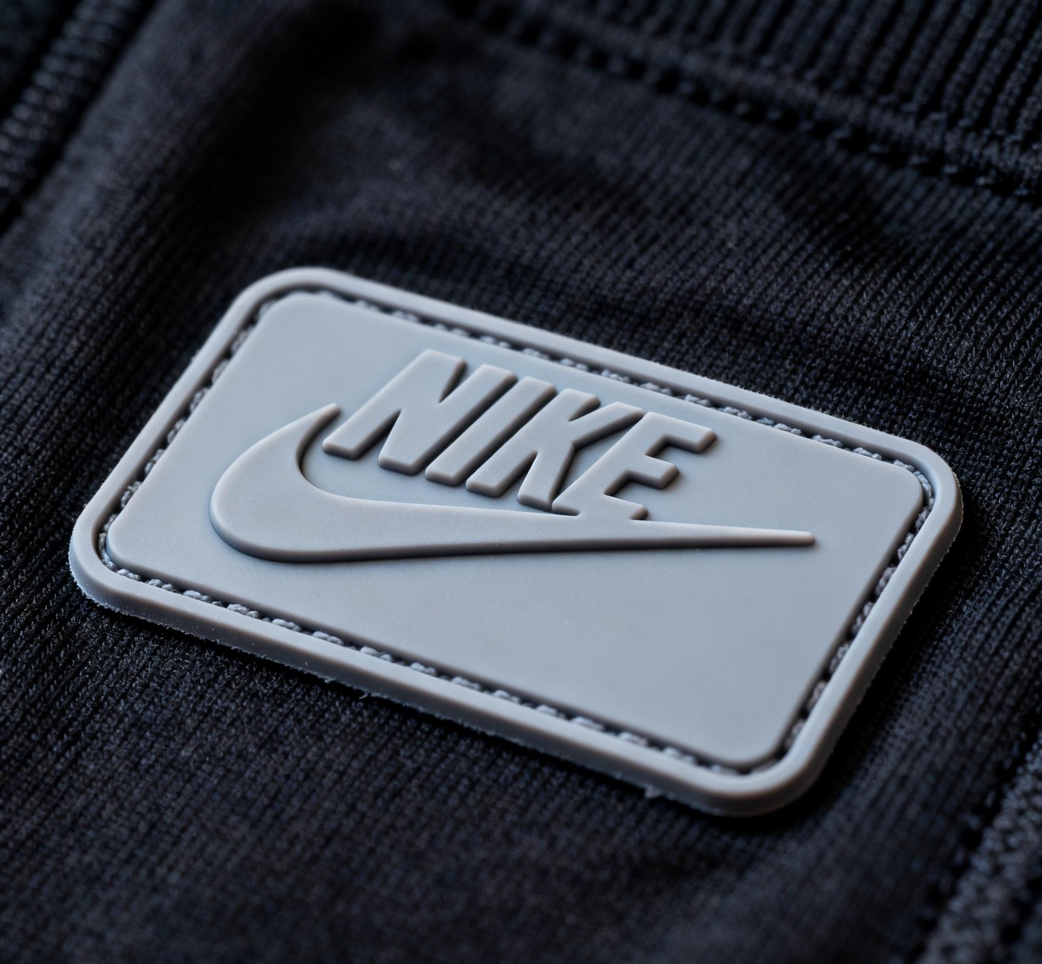silicone heat transfer label with 3D raised logo texture