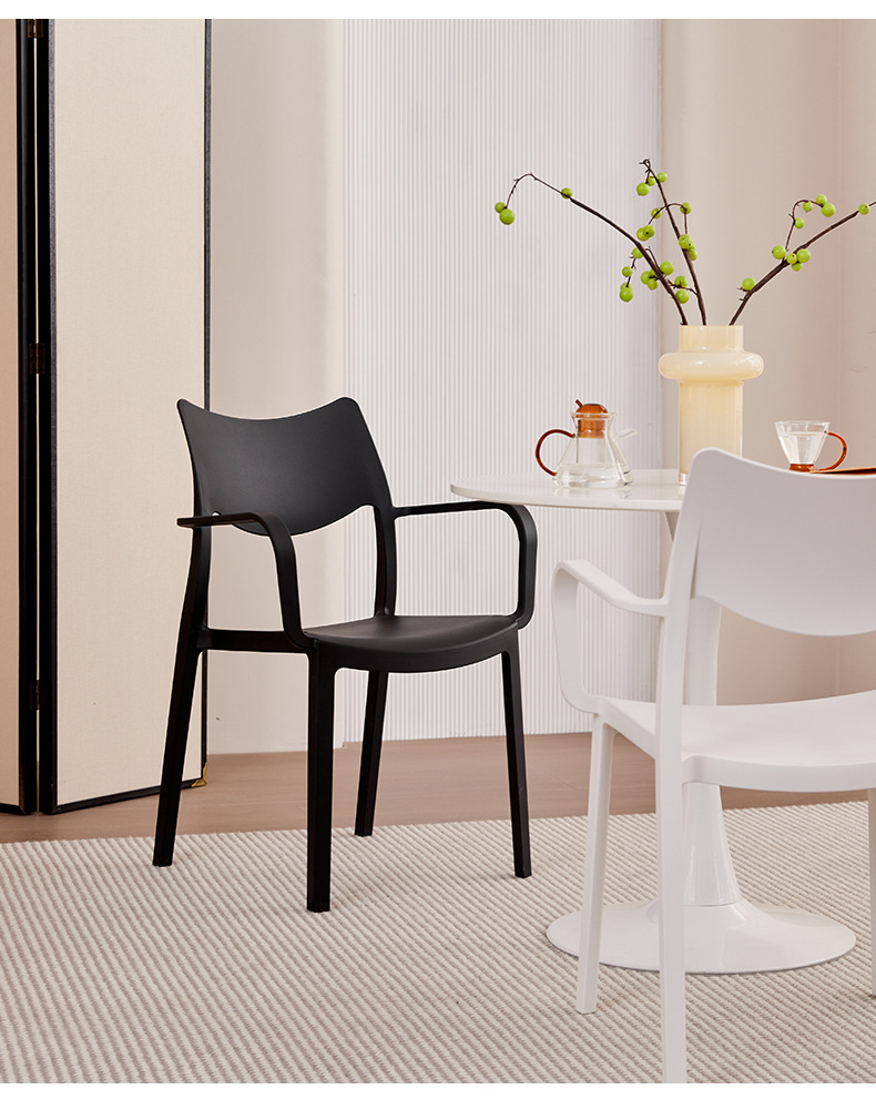 The chair showcases a modern and minimalist design, making it an elegant choice for contemporary interiors.Clear Dining Chairs , Plastic Clear Dining Chairs , Backrest Plastic Clear Dining Chairs