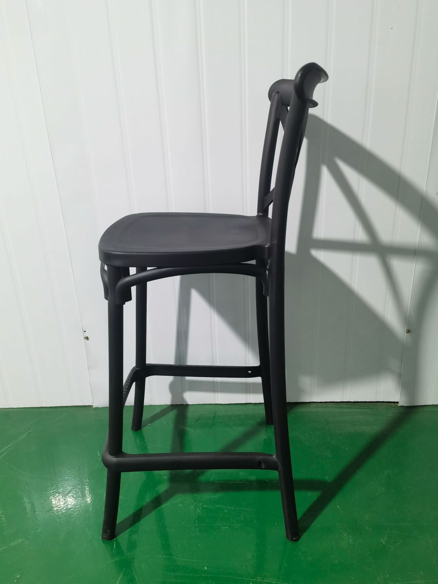 Plastic Bar Chairs,Plastic Counter Stools,Plastic Outdoor Bar Stools Manufacturer Luxury Plastic Bar Chairs Counter Height High Stool Cross Back for Dining Room Living Room Kitchen Balcony Outdoor
