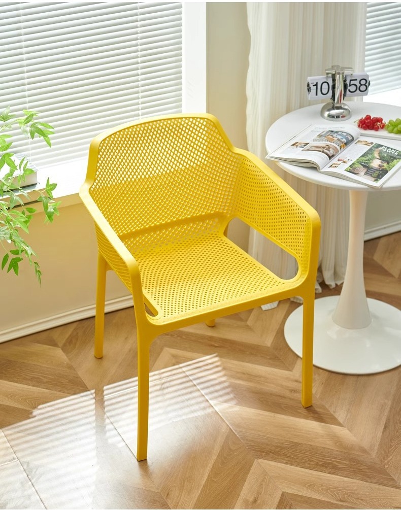 The smooth plastic material wipes clean instantly perfect for high traffic hospitality venues.Courtyard Chair , Outdoor Courtyard Chair , Plastic Outdoor Courtyard Chair