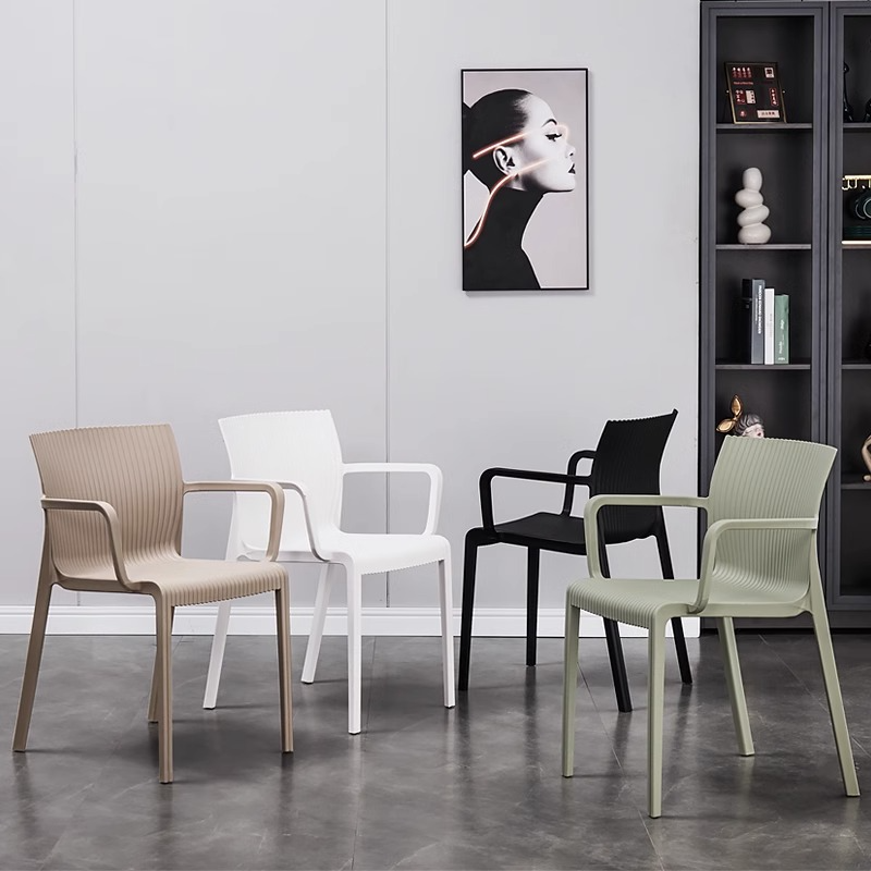Cane Dining Chair , Plastic Cane Dining Chair , Thickened Plastic Cane Dining Chair,Durable PP Cane Chair for Living Room Bar Hotel and Restaurant 53*60*78.5CM