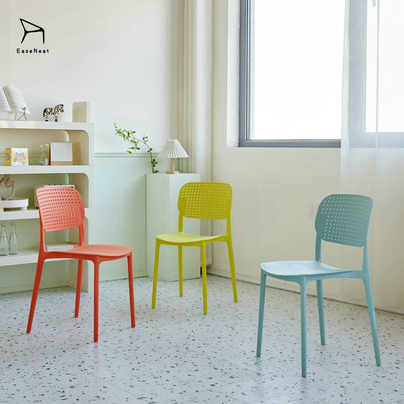 Customizable Plastic Dining Chair for Wedding Events and Dining Room Use