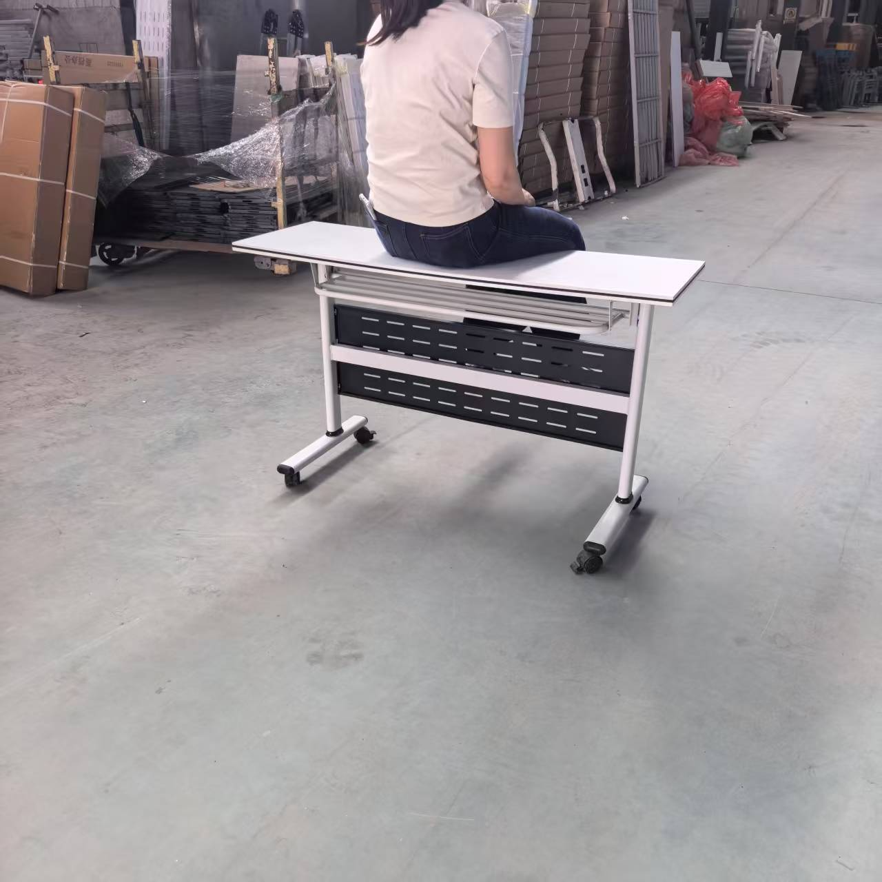 Folding Table,Commercial Folding Tables,Sturdy Folding Table Wholesale Home Office Furniture Desk Meeting Room Training Room Table Learning Rectangular Folding Table with Wheels