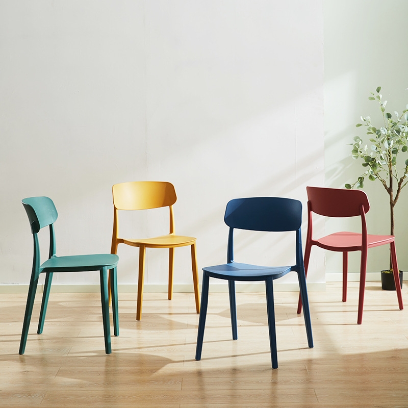 Wholesale Solid-Color Simple Modern Plastic Dining Chairs Stackable for Outdoor Garden Restaurant Factory Supply Home Furniture