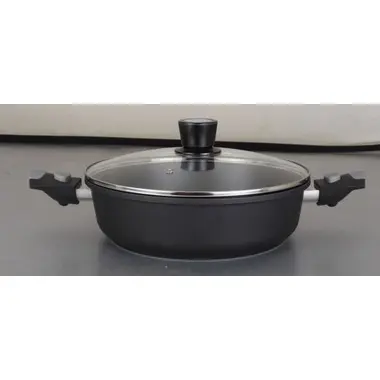 47 die cast saute pan