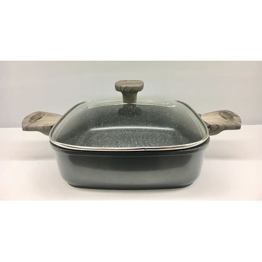 Die cast essential plus square saute pan