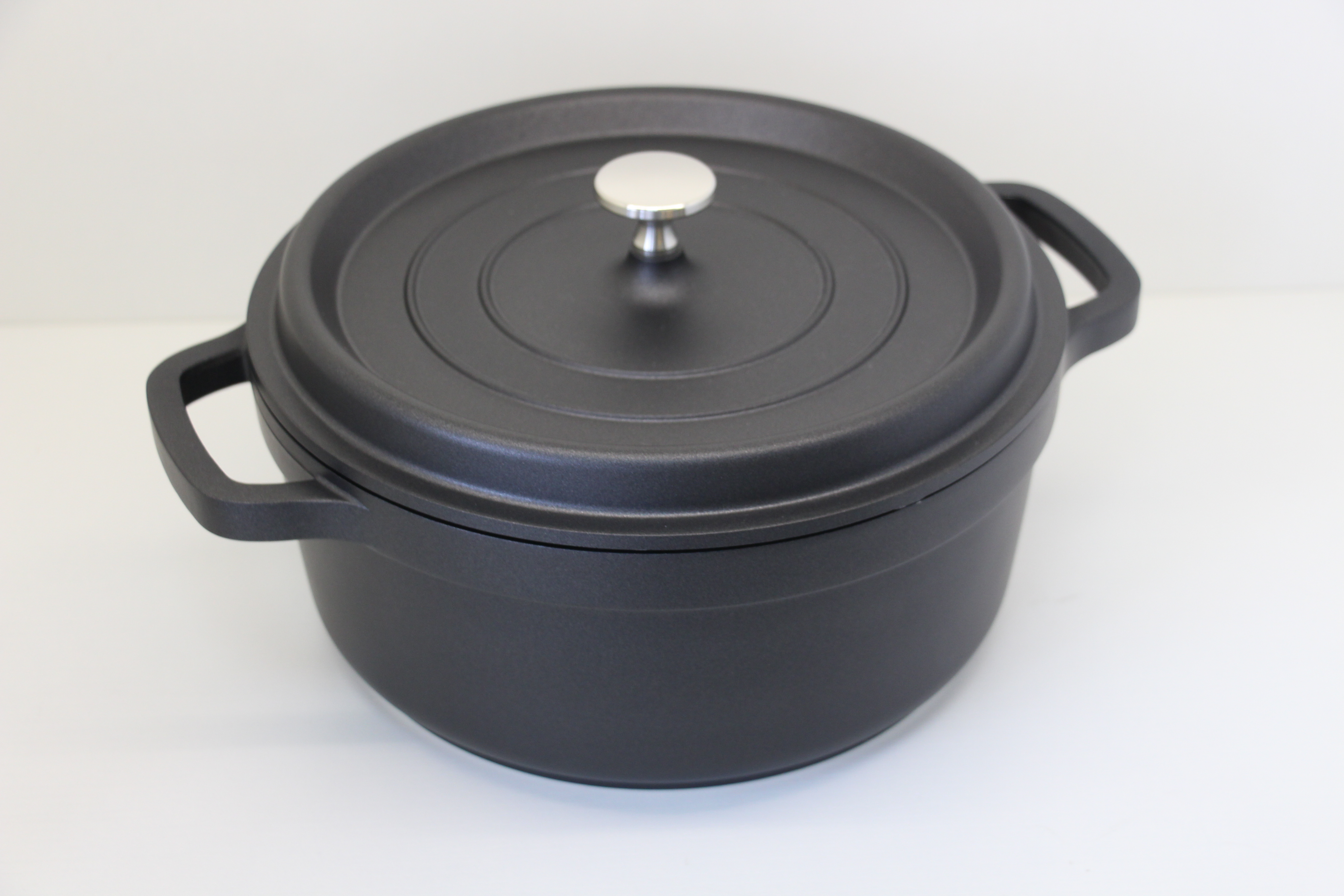 Fench Cast Alu Pot