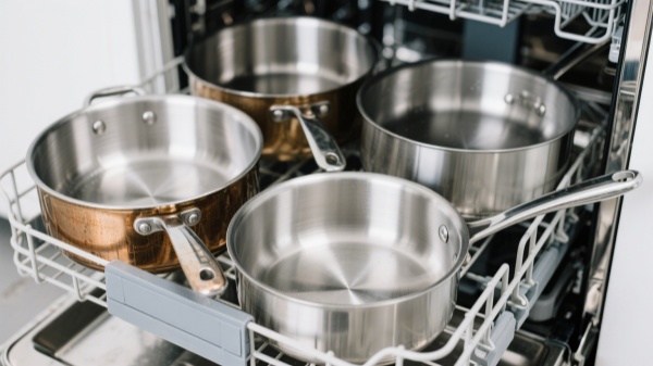 which stainless steels survive dishwashers best
