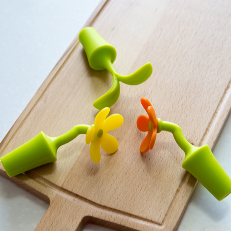custom wine stoppers