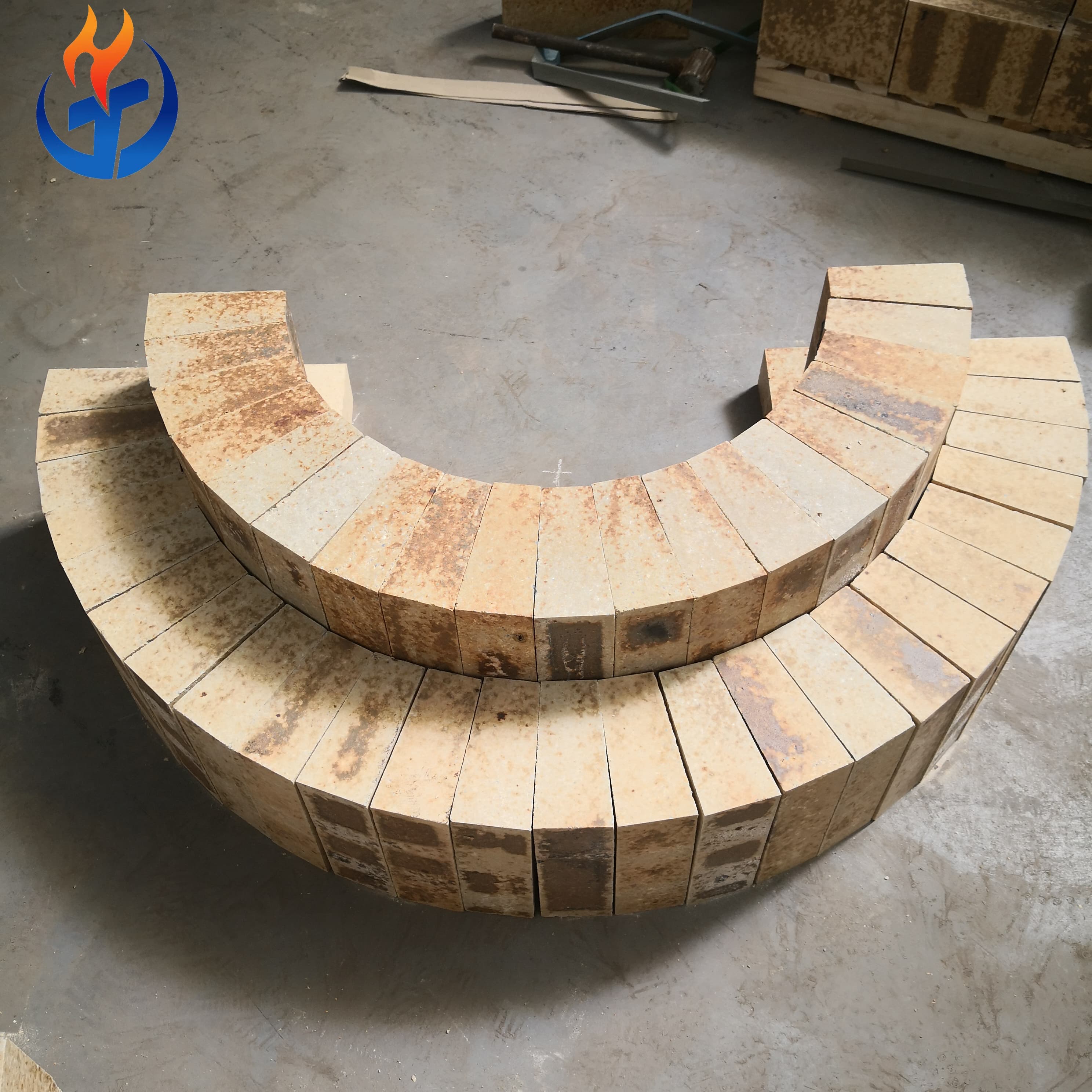 High alumina composite silicon carbide bricks