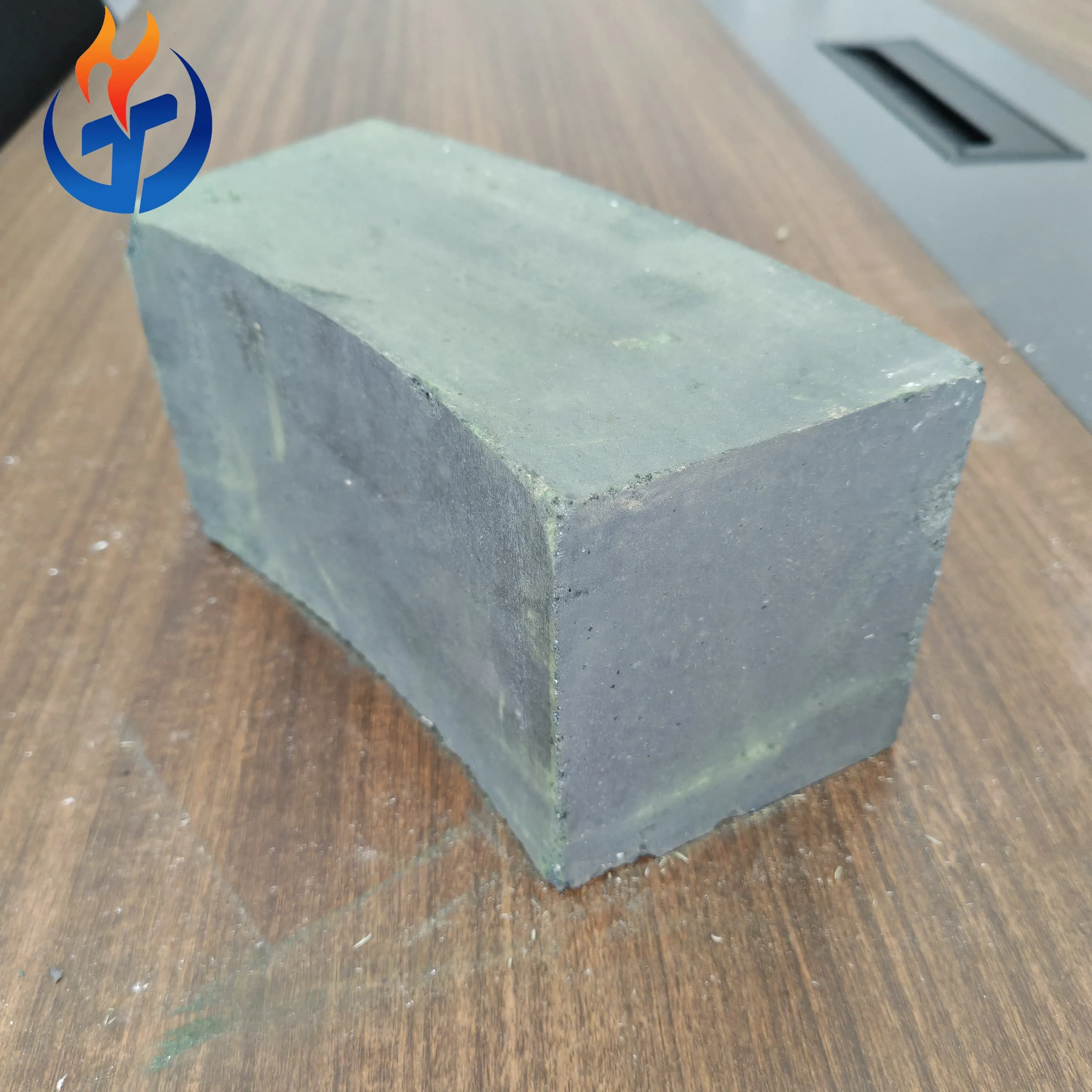 chrome corundum friebricks