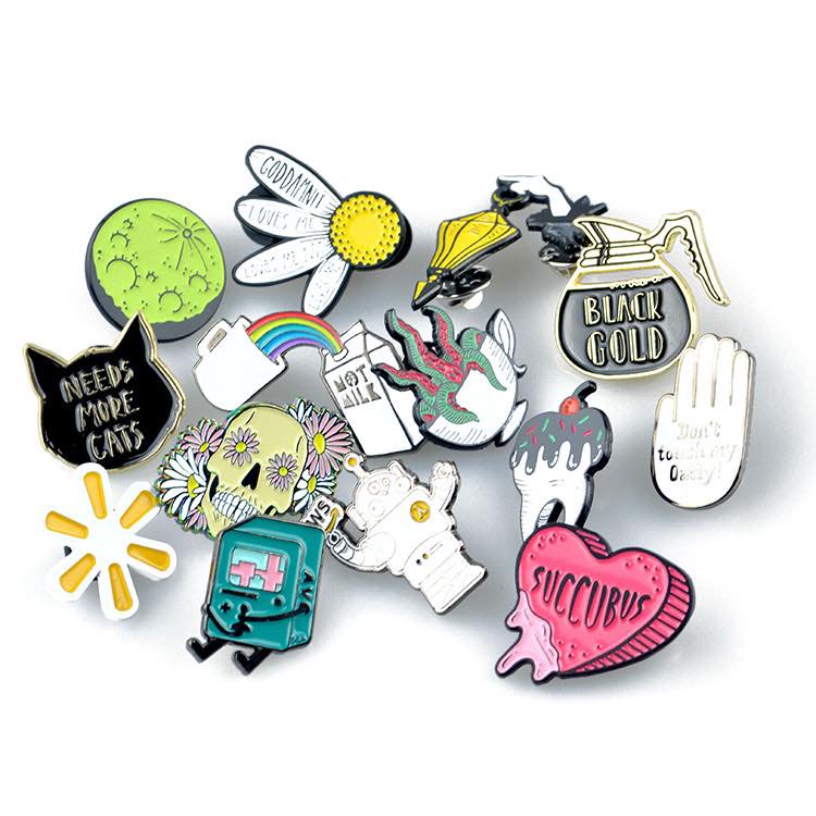 brooches pins