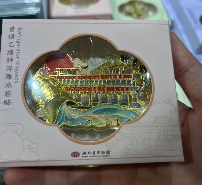 souvenir fridge magnets