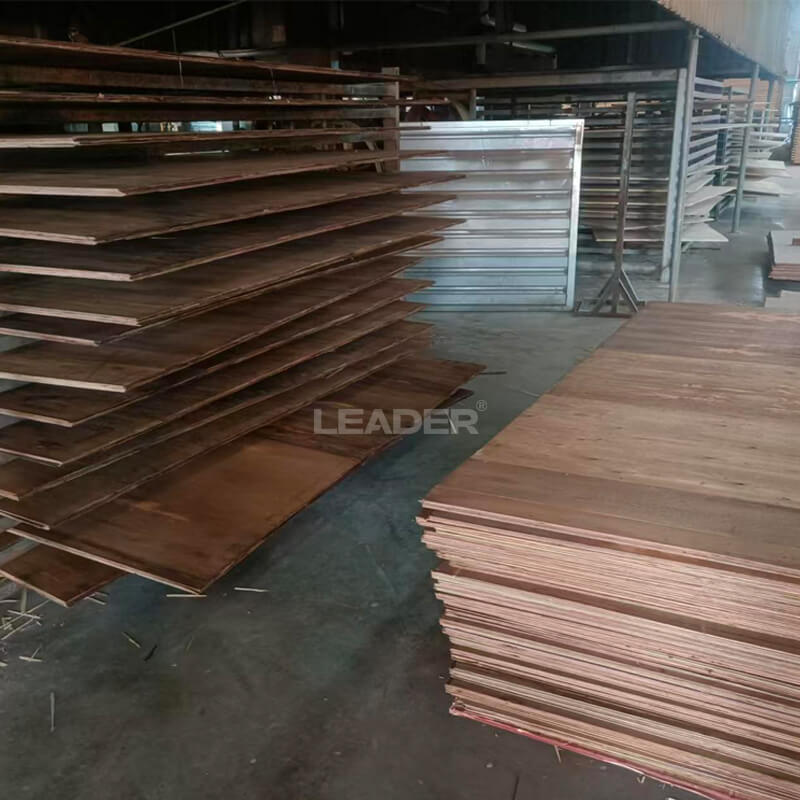 veneer hot pressing
