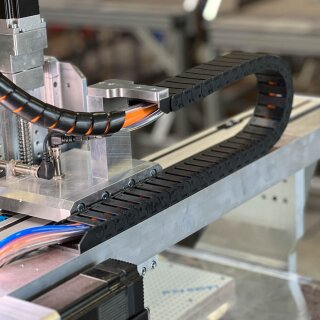 Smart Cable Management for Robotics & Automation