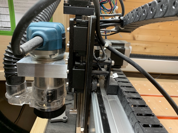 Small cable drag chain designed for compact and precise cable routing in tight spaces.