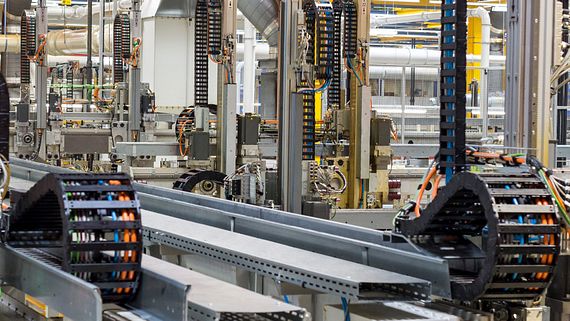 The uxcell drag chain provides durable and flexible cable management for various industrial automation applications.