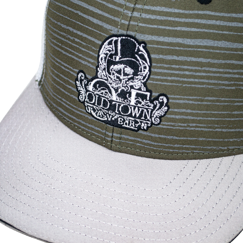 Men’s snapback hats are a popular and stylish headwear choice for modern - day gentlemen. They feature a classic baseball - cap design with a firm, rounded crown that maintains its shape well, providing a sense of sturdiness and style. The most distinctive element is the adjustable snap - closure at the back. This closure typically consists of multiple plastic or metal snaps, allowing men of various head sizes to customize the fit for maximum comfort.