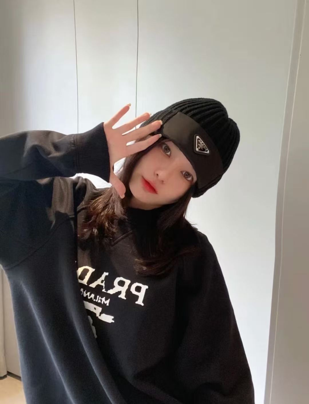 Comfortable to wear, beautiful and elegant hat