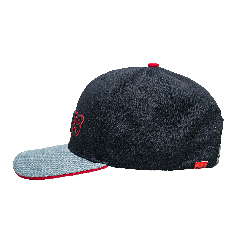 Men's trucker hats combine breathable mesh backs with structured fronts, making them a versatile choice for everyday wear.