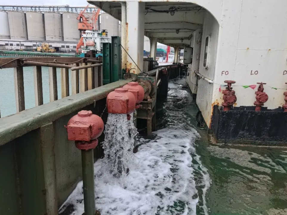 High efficiency water pump