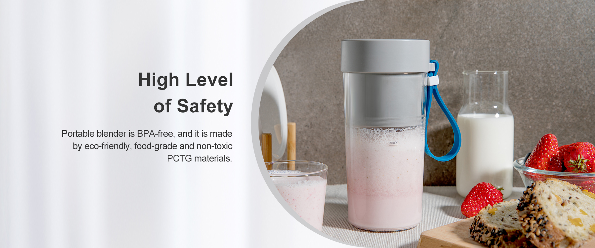 Liquidificador de copo de material pctg