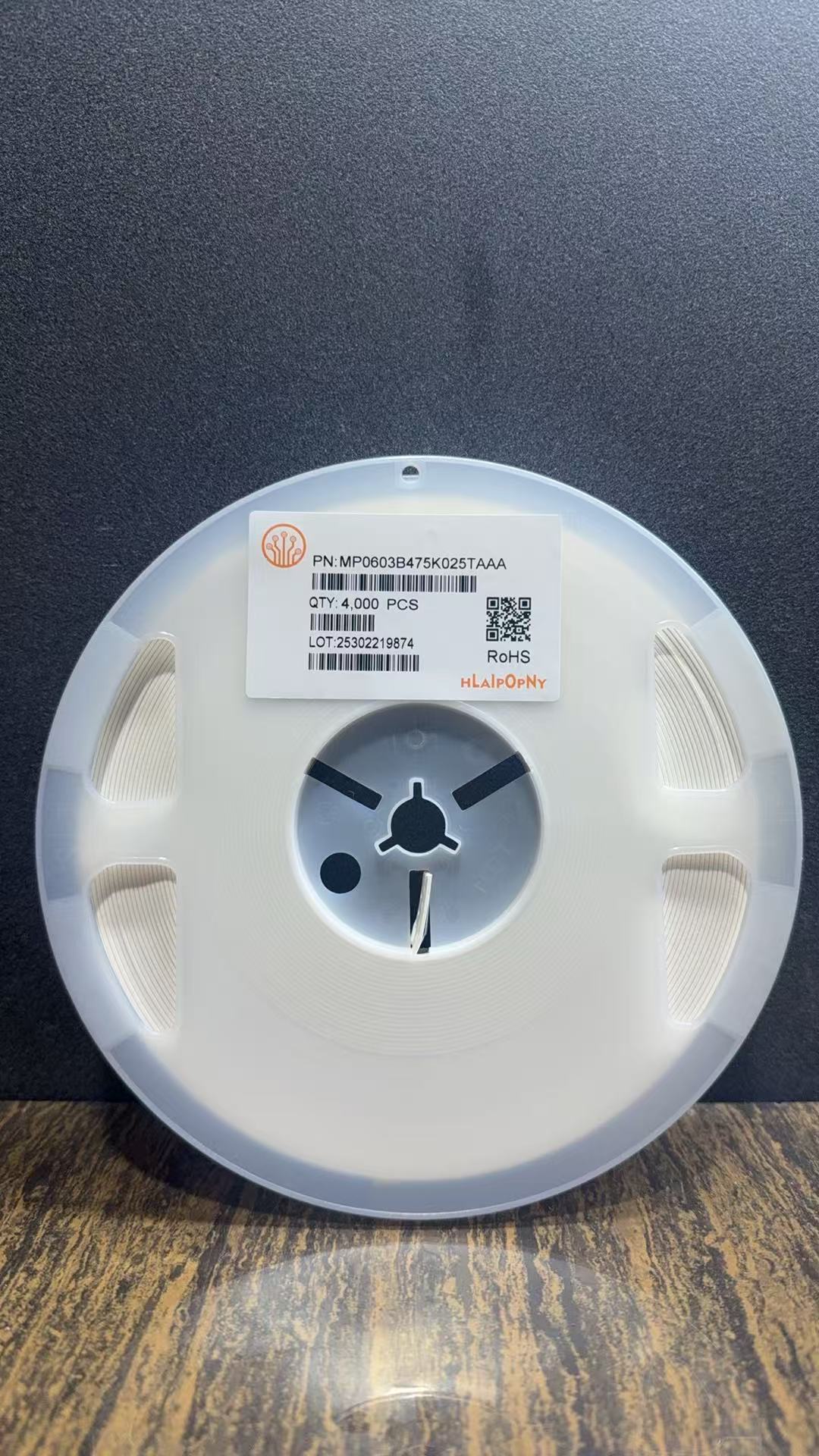 Beyond the H100: Why the 2026 AI Infrastructure Boom Hinges on a 0.5mm Ceramic Cube?In an era where AI demand outstrips supply, MusenLeiden provides the stability your hardware craves. Backed by iHEEc's 20-year legacy, we deliver MLCCs that define reliability. Explore our catalog: //barronmlcc.com