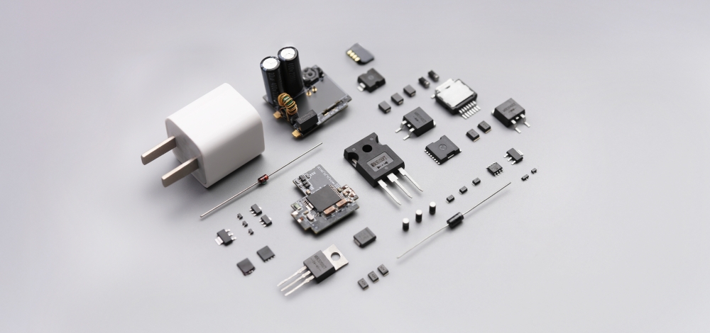 Let’s dive deeper into its functions, with a special focus on the MLCC Holy Stone—a high-performance capacitor that’s revolutionizing modern electronics.