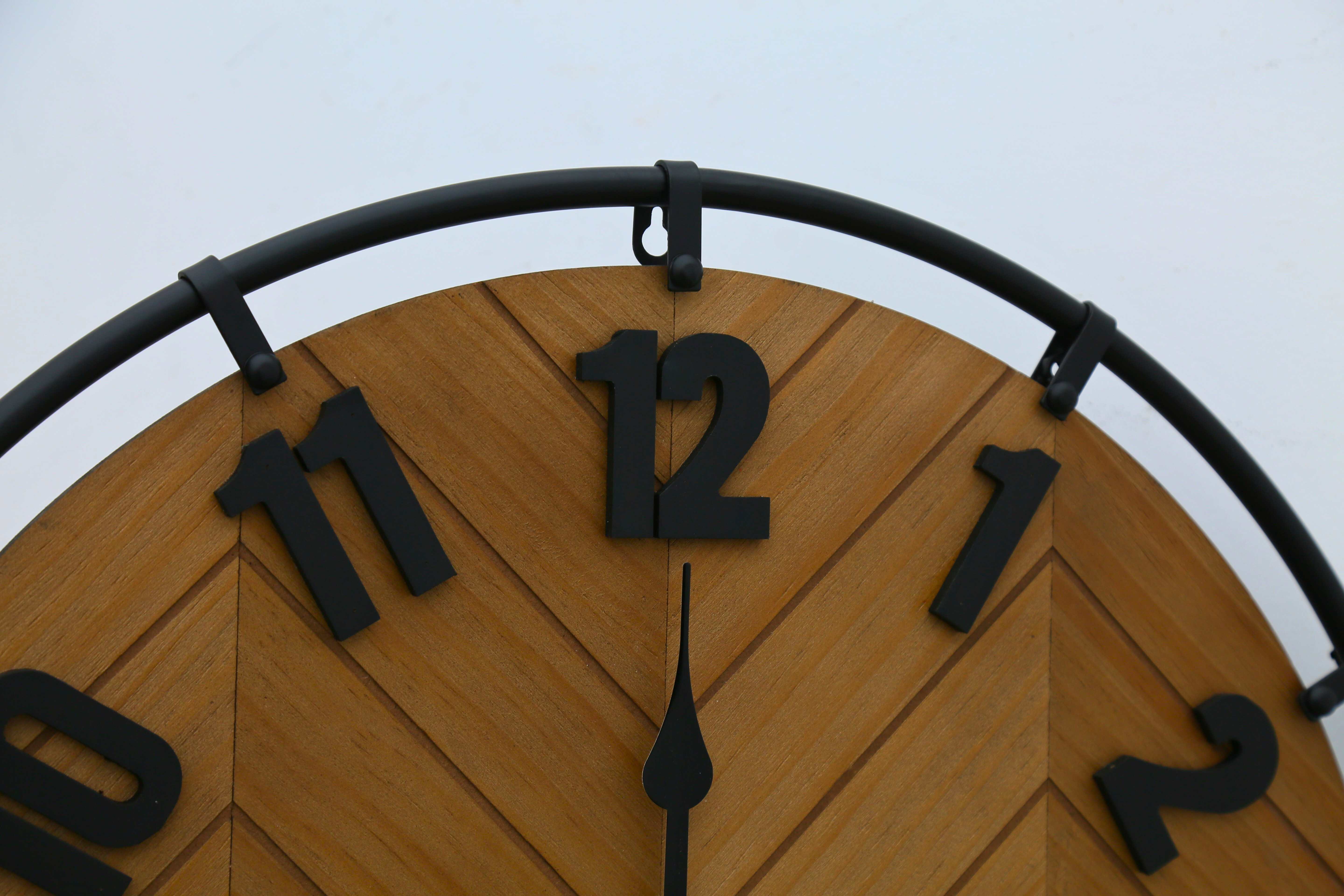 27-inch Rustic Farmhouse Vintage Wooden Clock brightening with close up detailed view