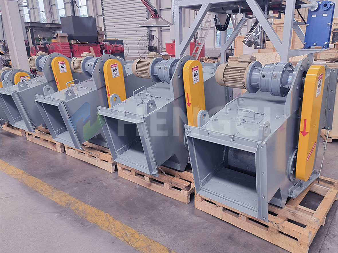 RCYG Self-unloading pipeline magnetic separator