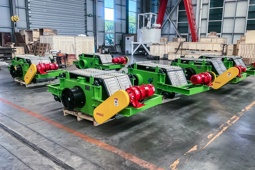 RCDC Cross Belt Iron Magnetic Separator Customized Design