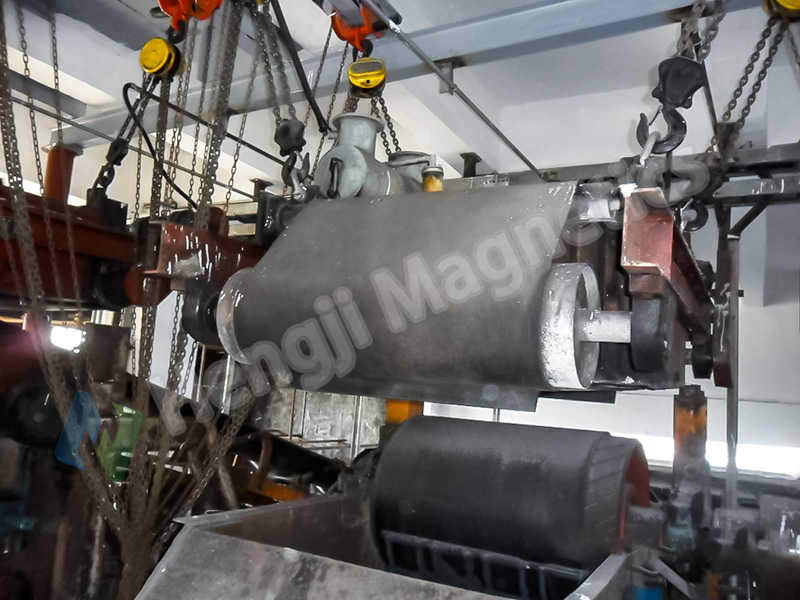 RCDFJ Forced Oil Circulation Industrial Electro Cross Belt Magnets Key Application Scenarios