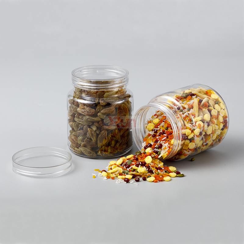 Discover our plastic closures for industrial containers, suitable for large-scale protein powder packaging, pickle containers, and clear plastic jars