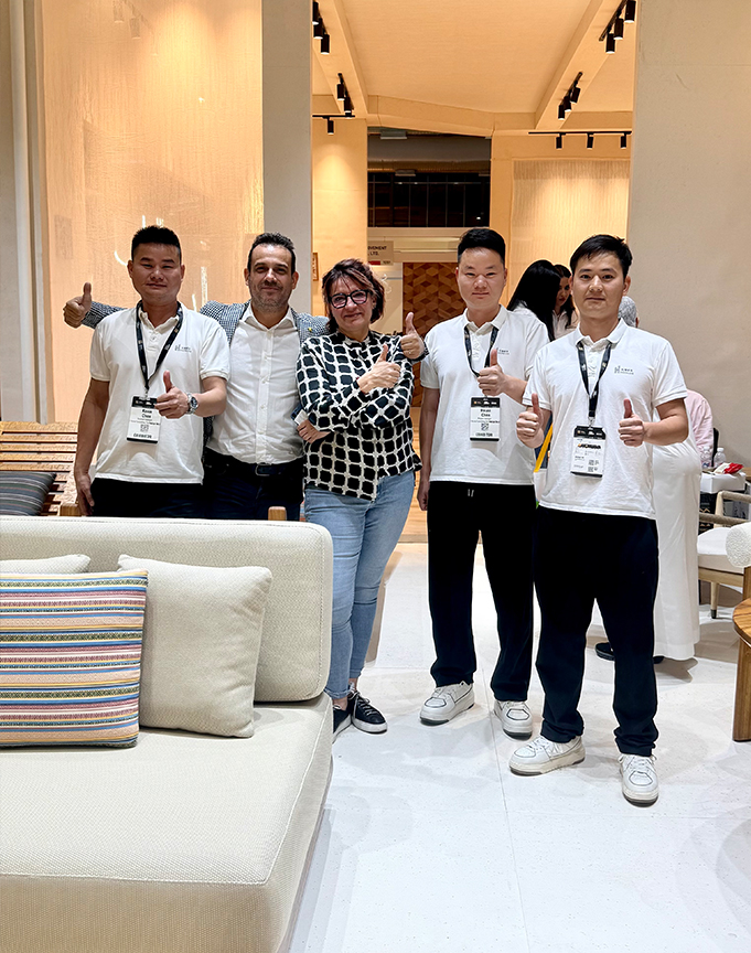 Hongdi furniture × Saudi Hotel show 2025 03