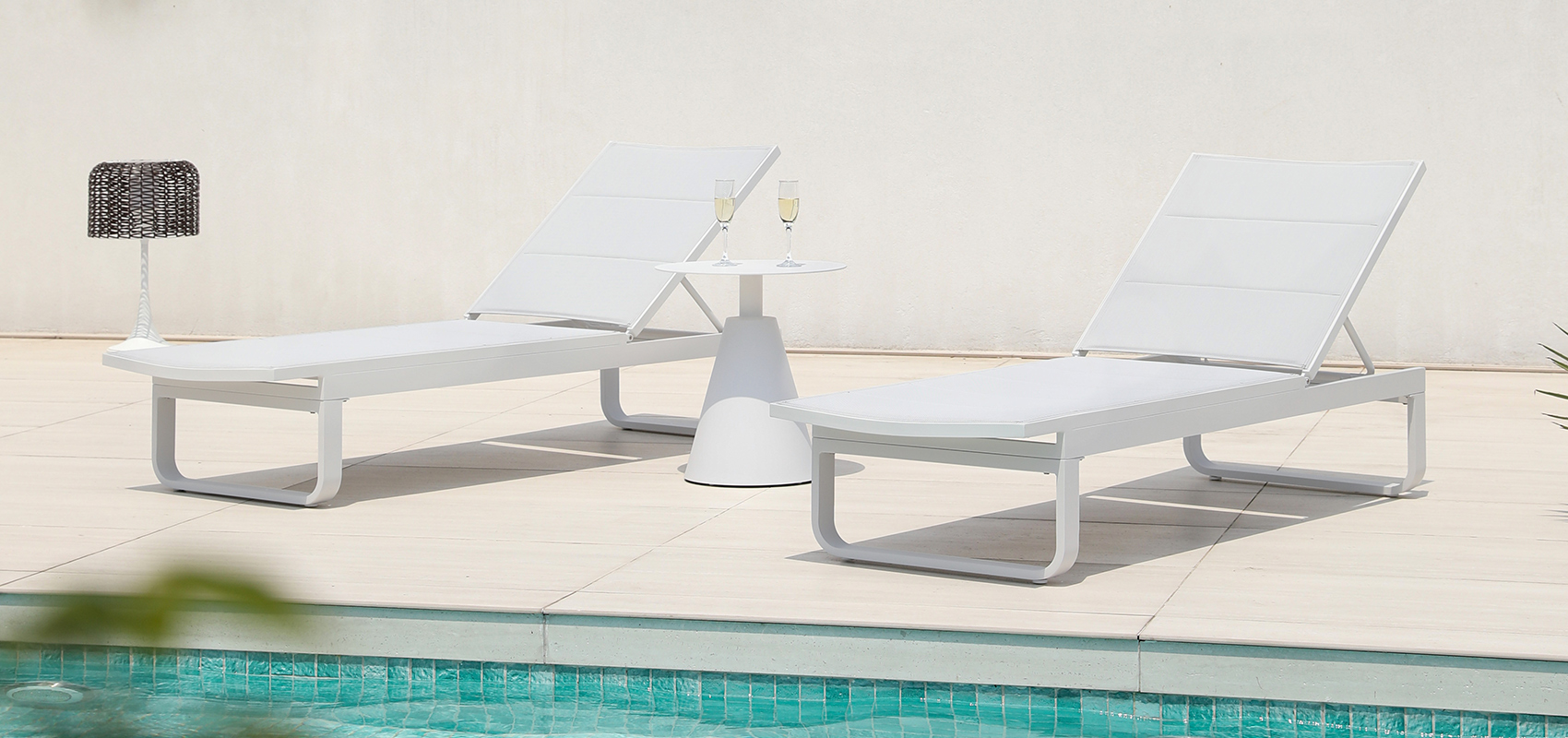 Hongdi VAIL Sun Lounger 2