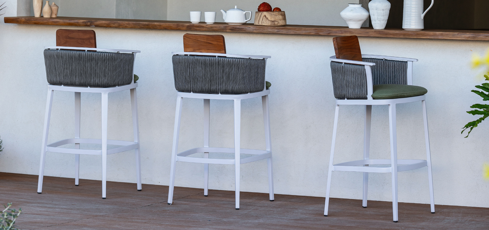 Hongdi Eisen Bar Chair