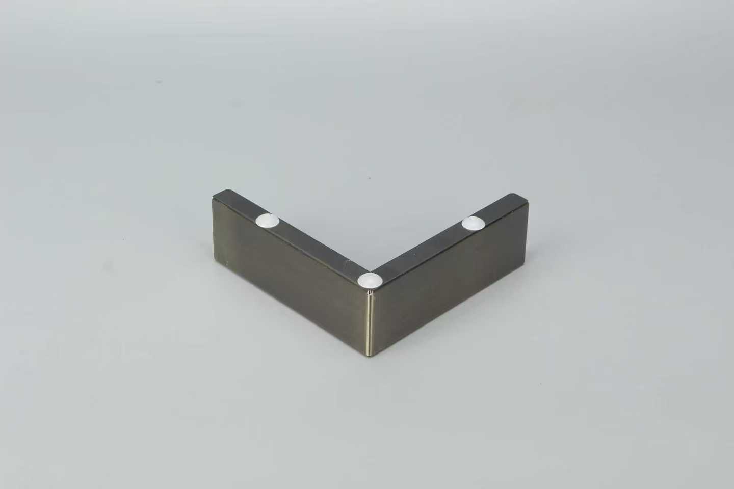 L shape furniture legs