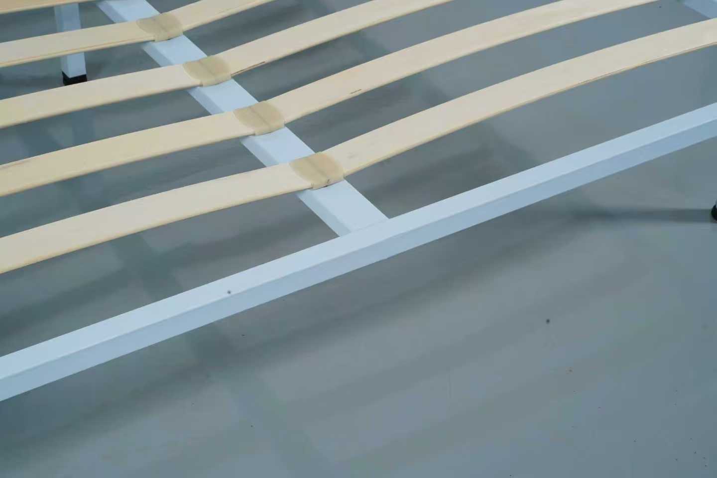 Metal Bed Frame With Slats