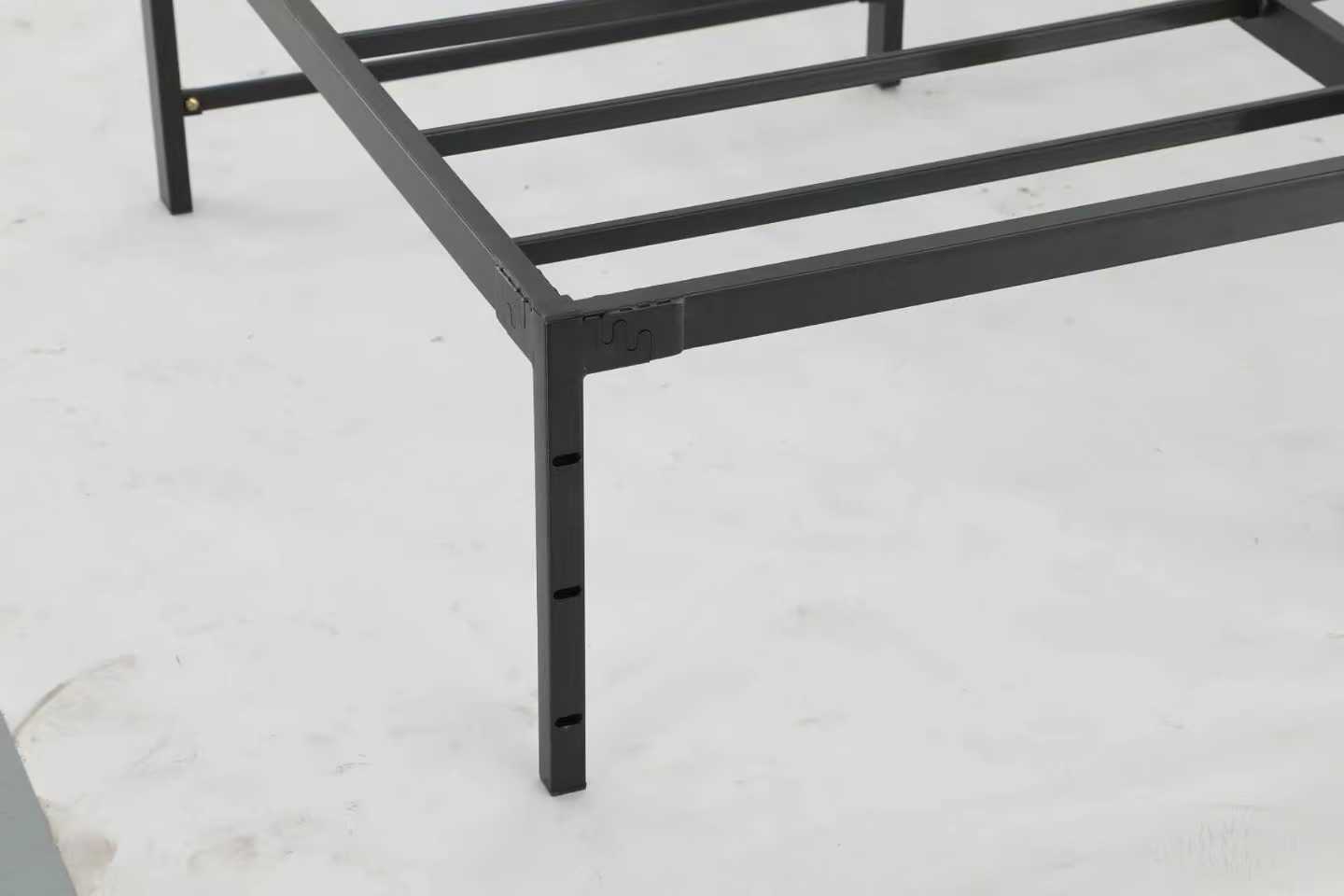 Metal Tube Bed Frame