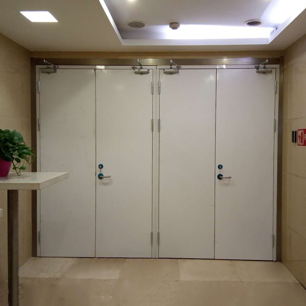 Installation effect of double-leaf fire doors.Steel fire door