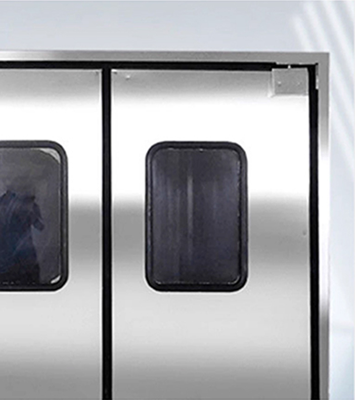 Door panel of a free-swinging impact door.impact traffic door