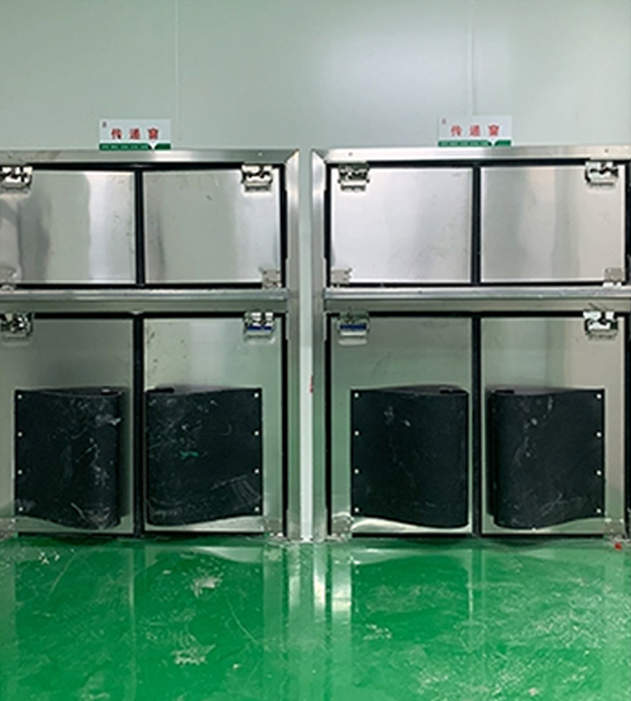 Free-swinging impact door Bidirectional crash door Swing-through impact door.impact traffic door