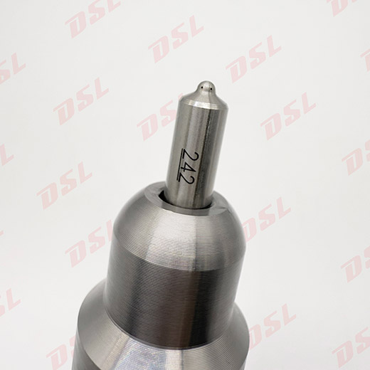 High-quality E1-4C Fuel Injector, complete range of models. Precise fuel injection, quality guaranteed, compatible with 6135 diesel engines.
