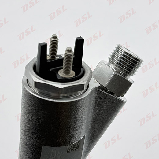 High-quality TD800 fuel injector, complete range of models. Precise fuel injection, quality guaranteed, compatible with diesel engine