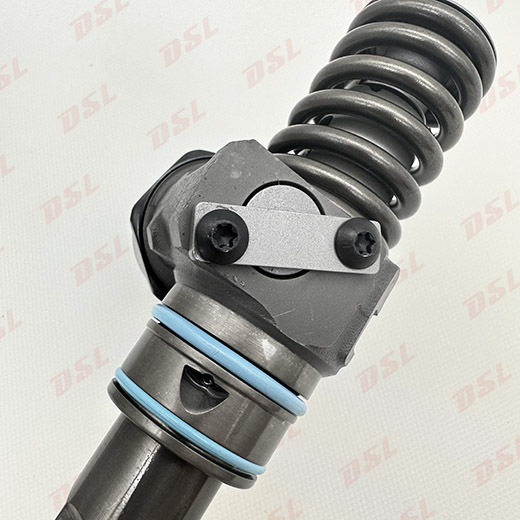 High-quality 0414720 fuel injector, complete range of models. Precise fuel injection, quality guaranteed, compatible with diesel engines.